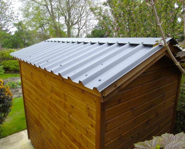 toiture abri de jardin